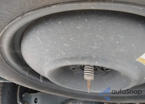 2013 Nissan Pathfinder Sl z USA, uszkodzony, nr VIN 5N1AR2MN5DC615428